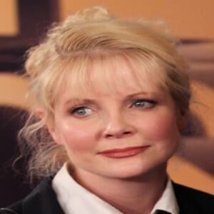 Leah Pinsent Image
