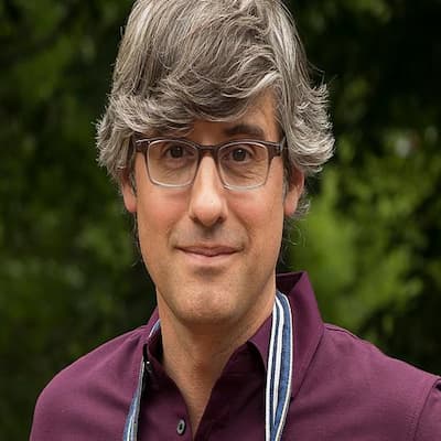 Mo Rocca Image