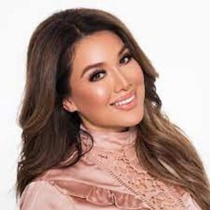 Naomi Giannopoulos Image
