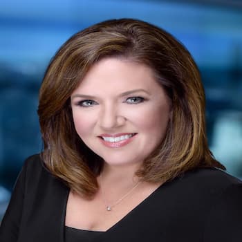 Robin Baumgarten Bio, Age, Family, Dad, WGN, Husband, Daughters, Height, Salary, Net Worth